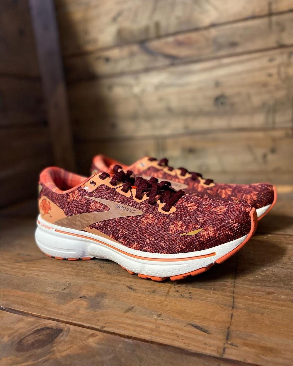 Brooks Ghost 15 Trot Happy Women’s 11 B Running Shoes Burgundy Coral